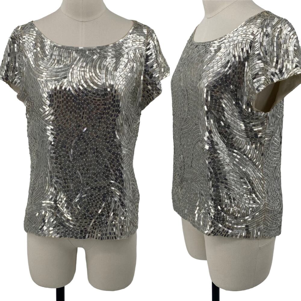 Alice + Olivia Silk Sequined Top Short Sleeve Swirl Design Silver Womens Medium